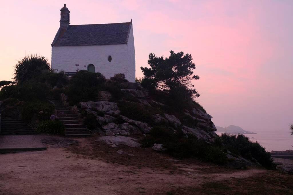 Maison Pres De La Plage Et De La Thalasso 로스코프 외부 사진